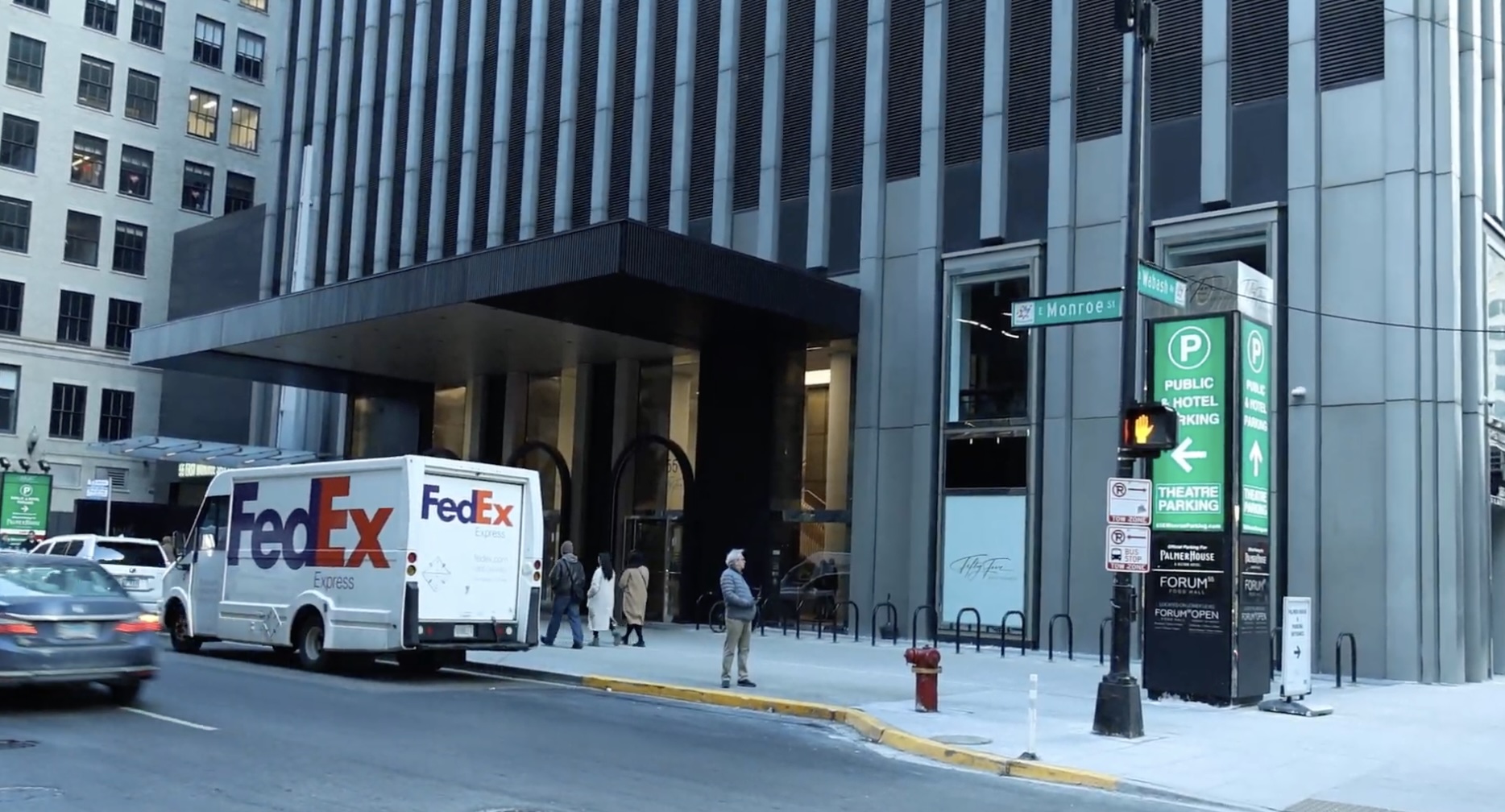 The outside of Chicago's immigration court.
